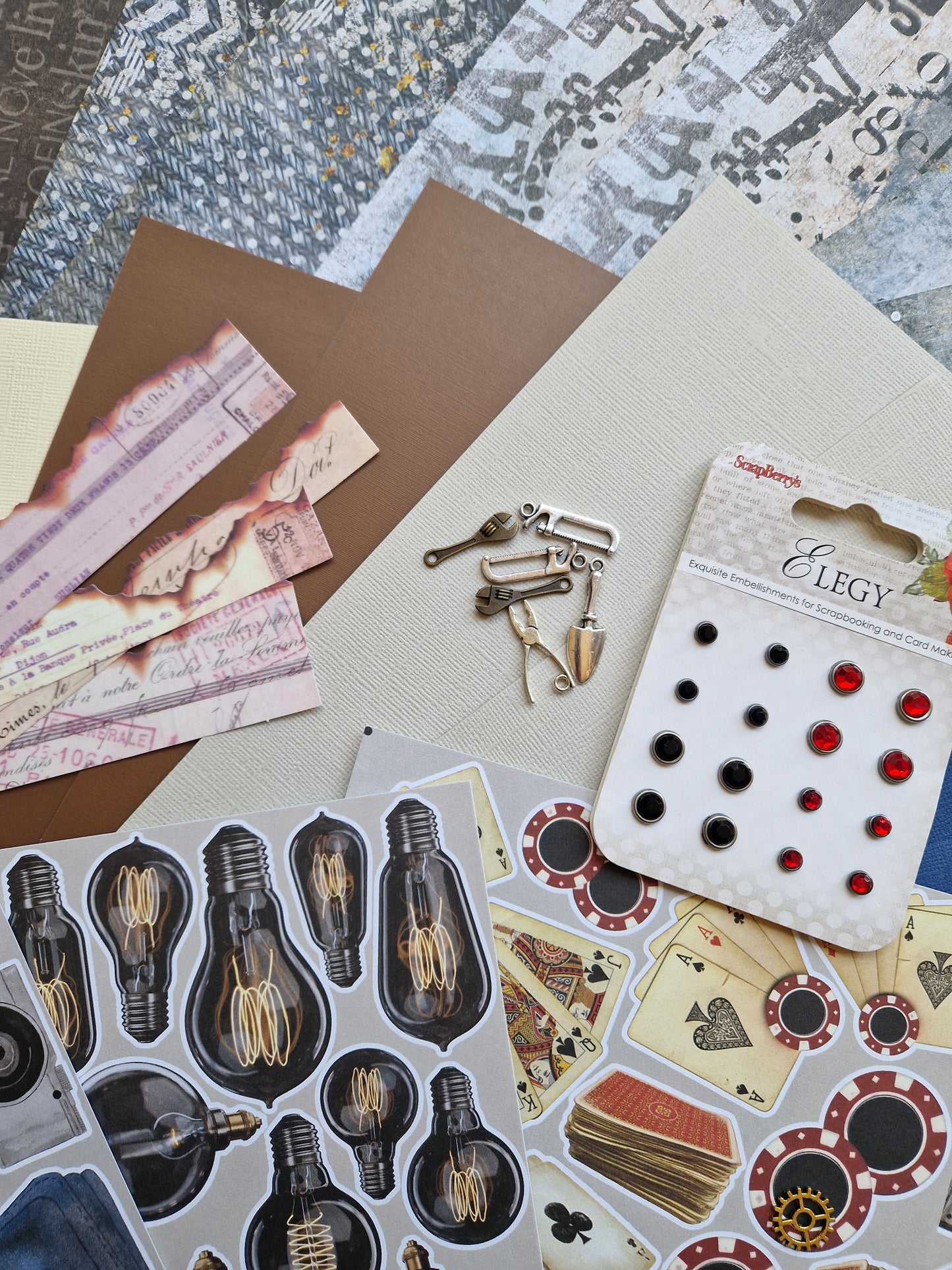 Scrap Box Club - July 2024 - Memories and Photos