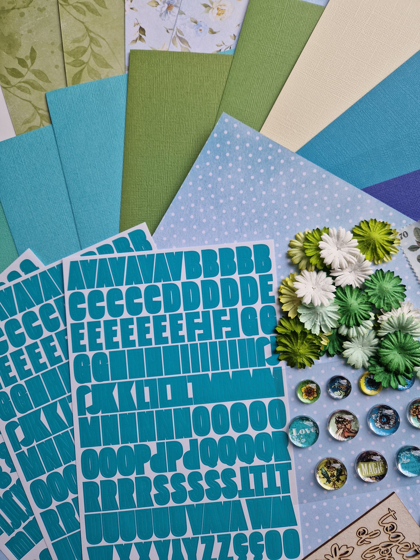 Scrap Box Club - April 2024 - Memories and Photos