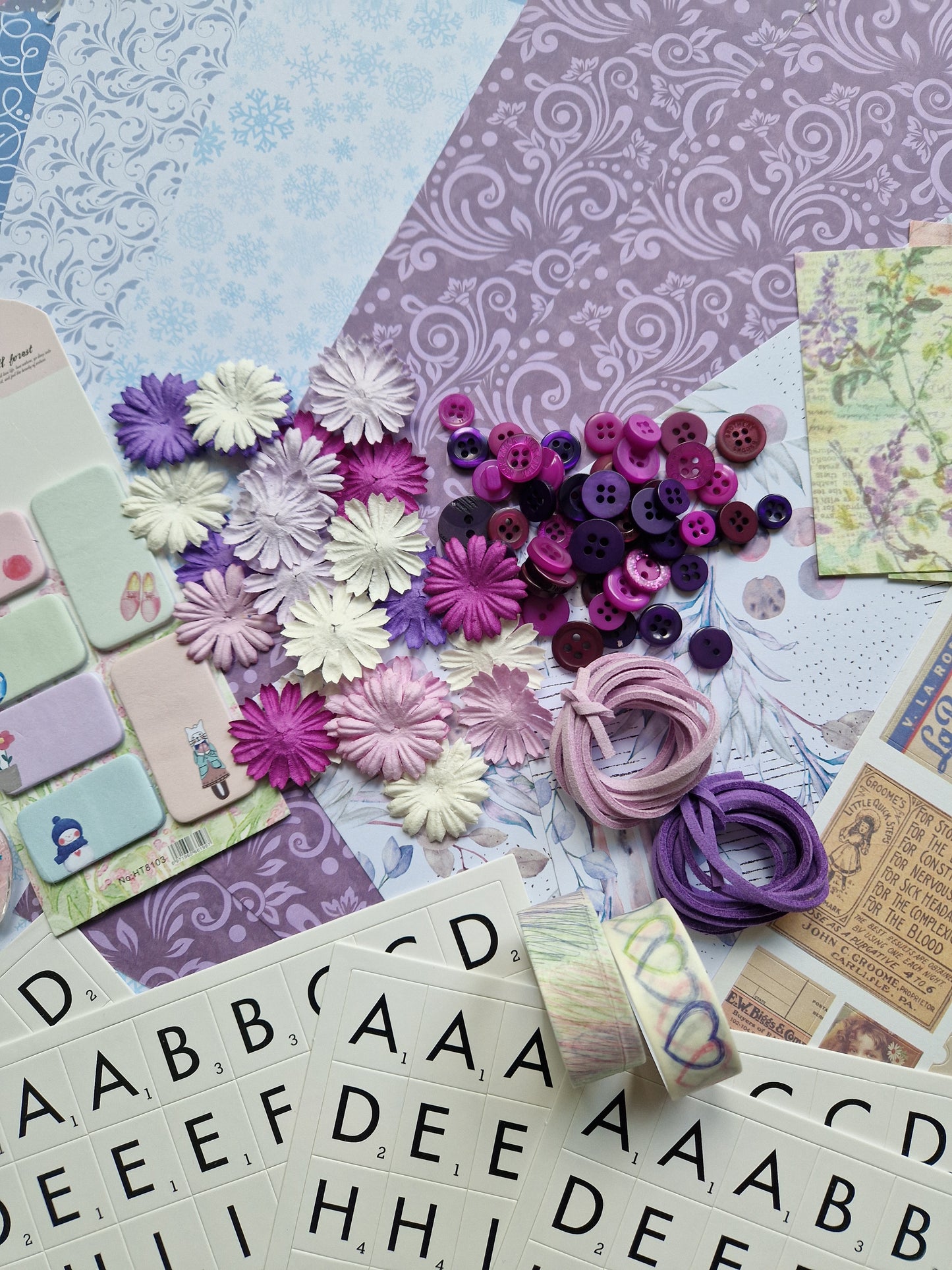 Scrap Box Club - May 2024 - Memories and Photos