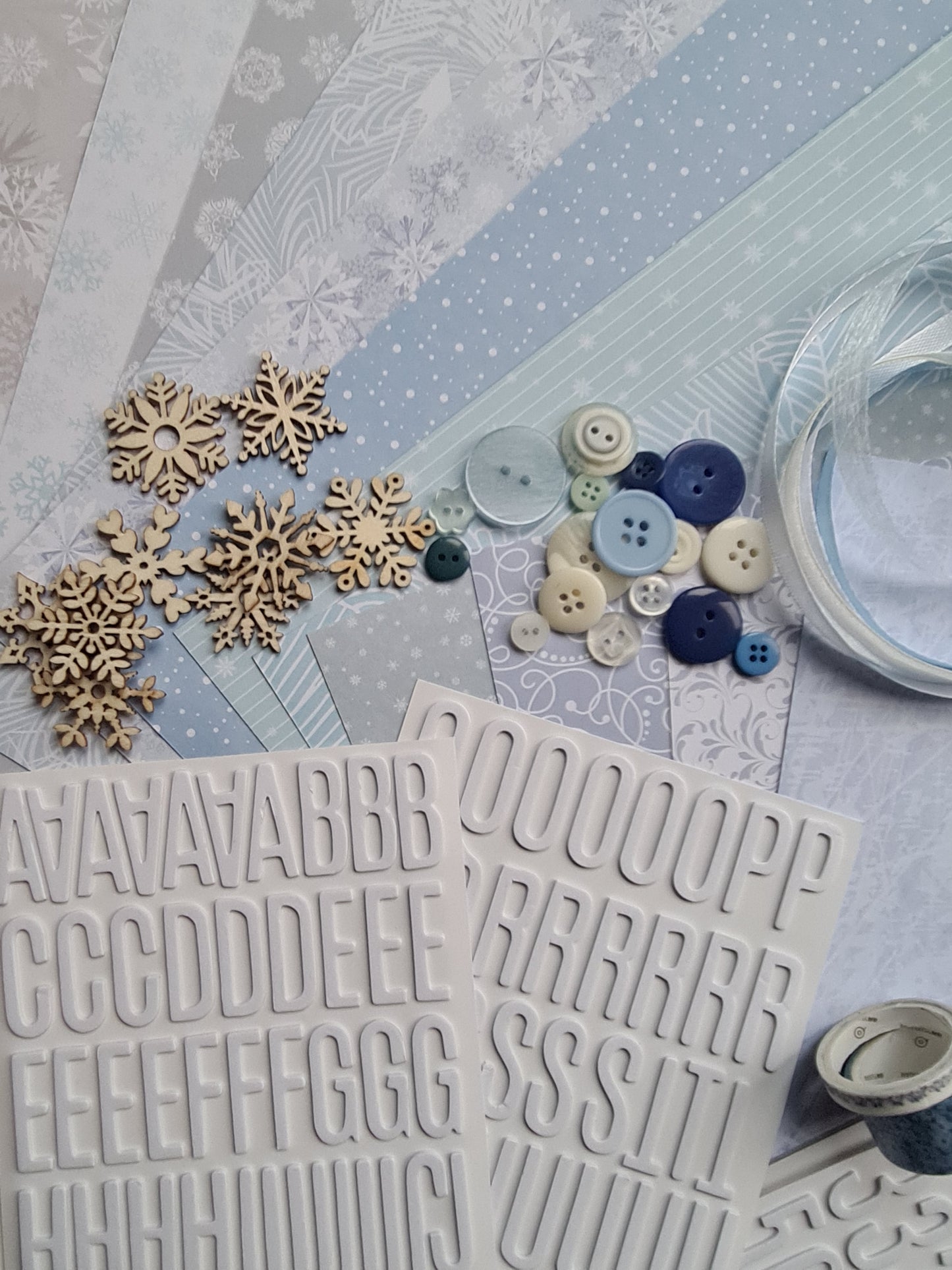 Scrap Box Club - May 2022 - Memories and Photos