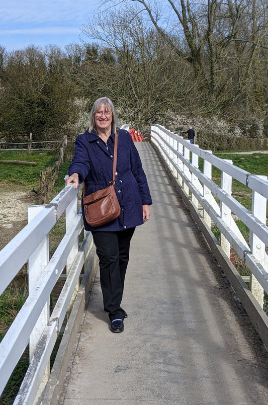 Meet our March 2022 guest scrapbooker, Jenny Taylor
