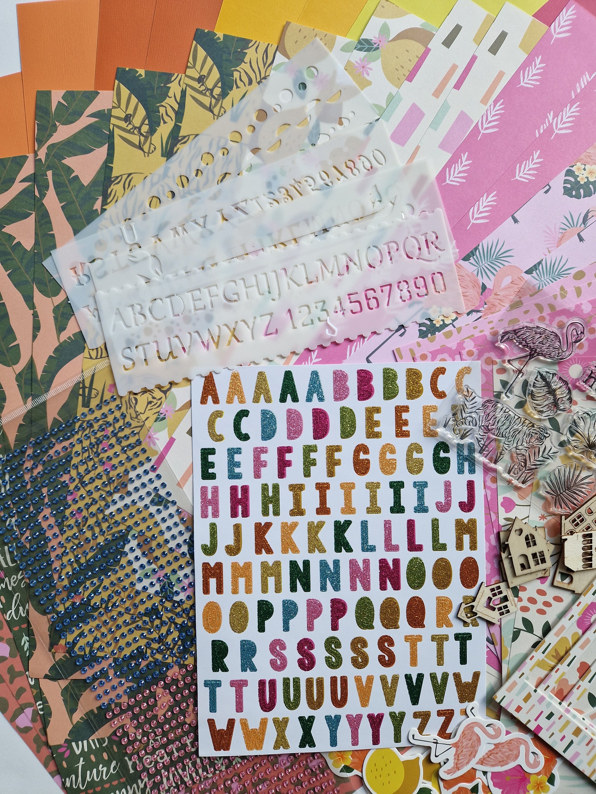 Scrap Box Club - March 2024 - Memories and Photos