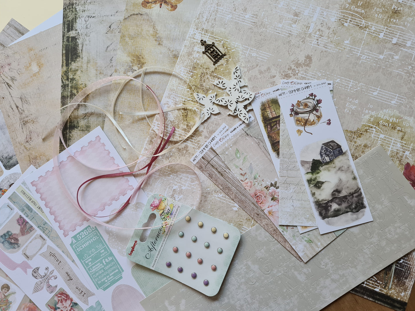 Scrap Box Club - Nov 2020 - Memories and Photos