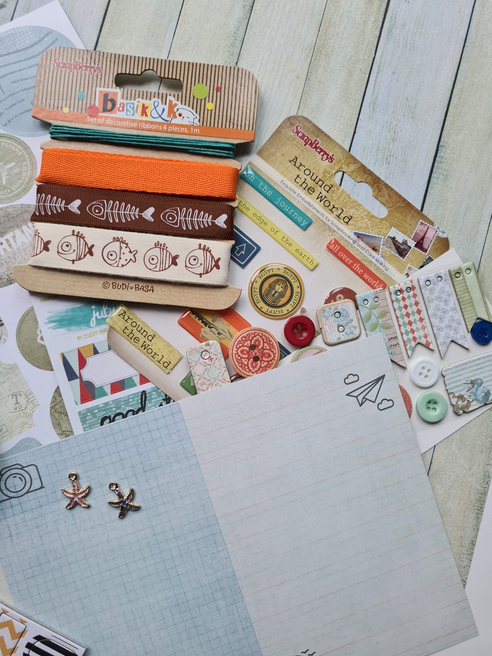 Scrap Box Club - October 2021 - Memories and Photos