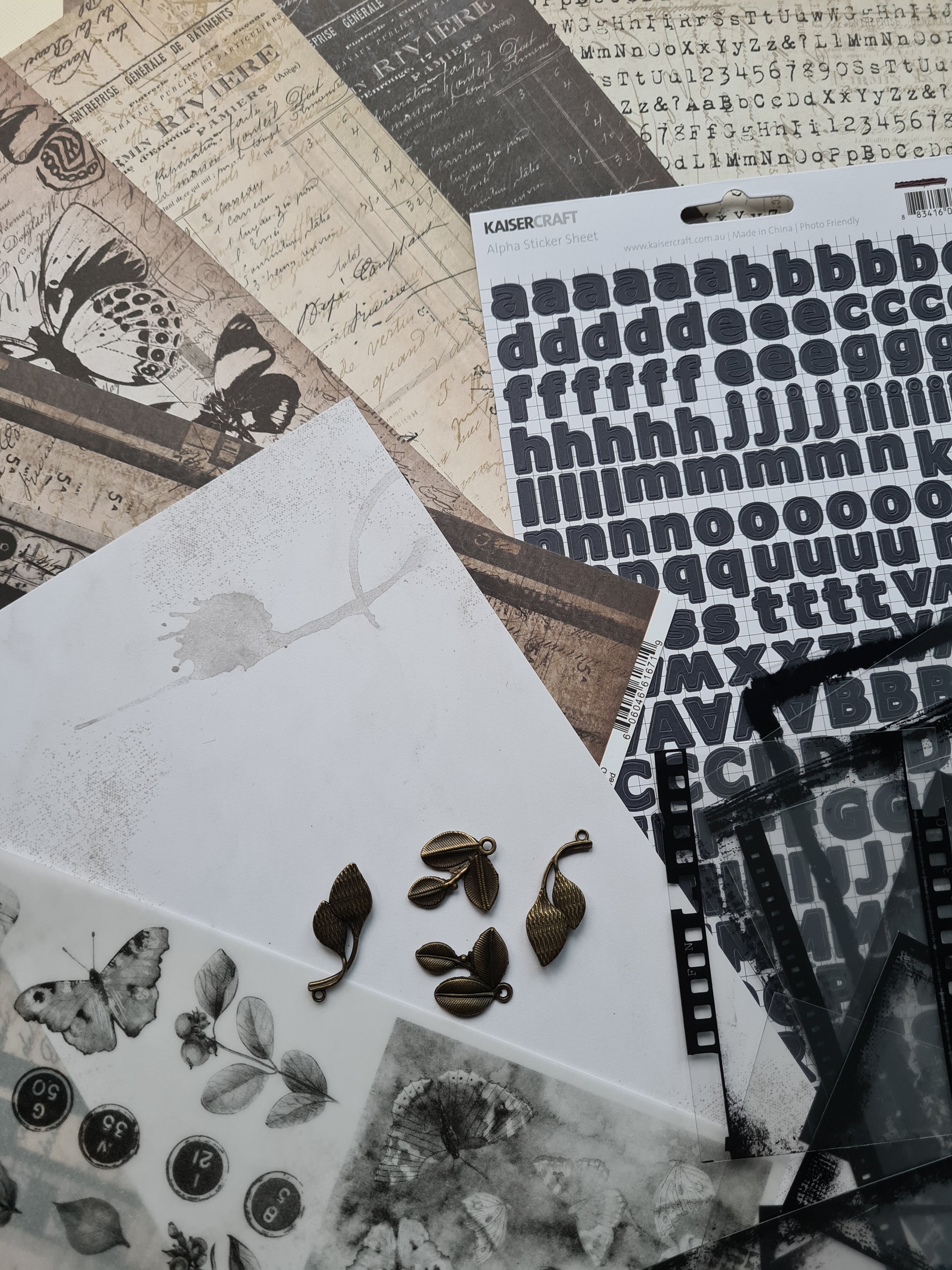 Scrap Box Club - December 2021 - limited stock - Memories and Photos